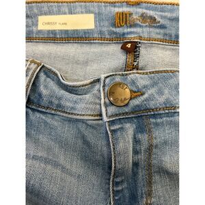 Kut From The Kloth Chrissy Flare Jeans Light Wash Distressed Women's Size 4